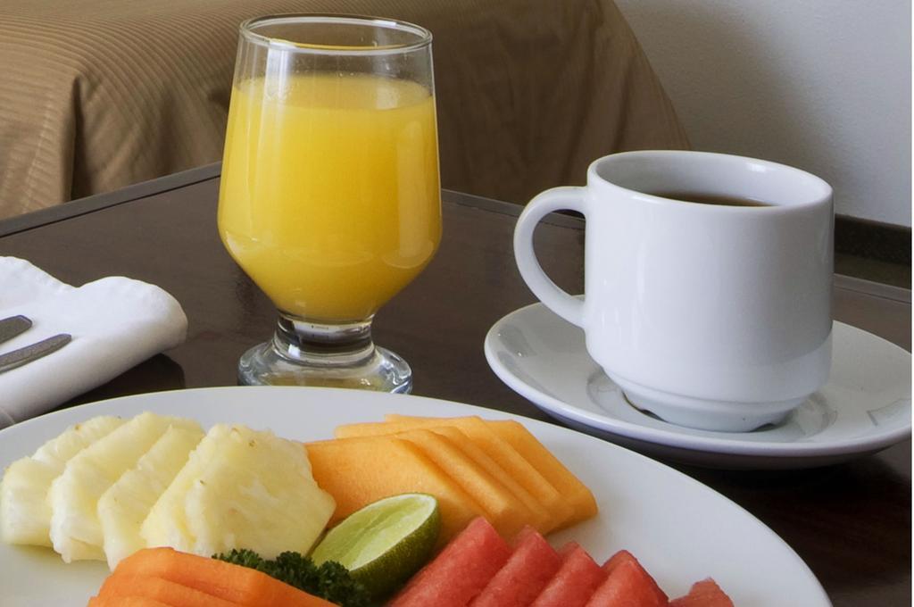Fiesta Inn Ксалапа Екстериор снимка
