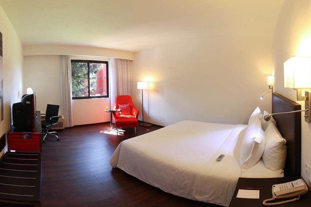Fiesta Inn Ксалапа Екстериор снимка